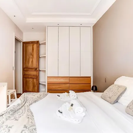 Guestready - Spacious Near Champs-elysees Apartmán Paříž