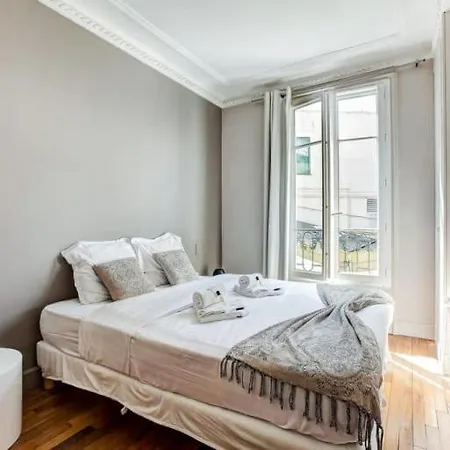 Guestready - Spacious Near Champs-elysees Appartement Parijs